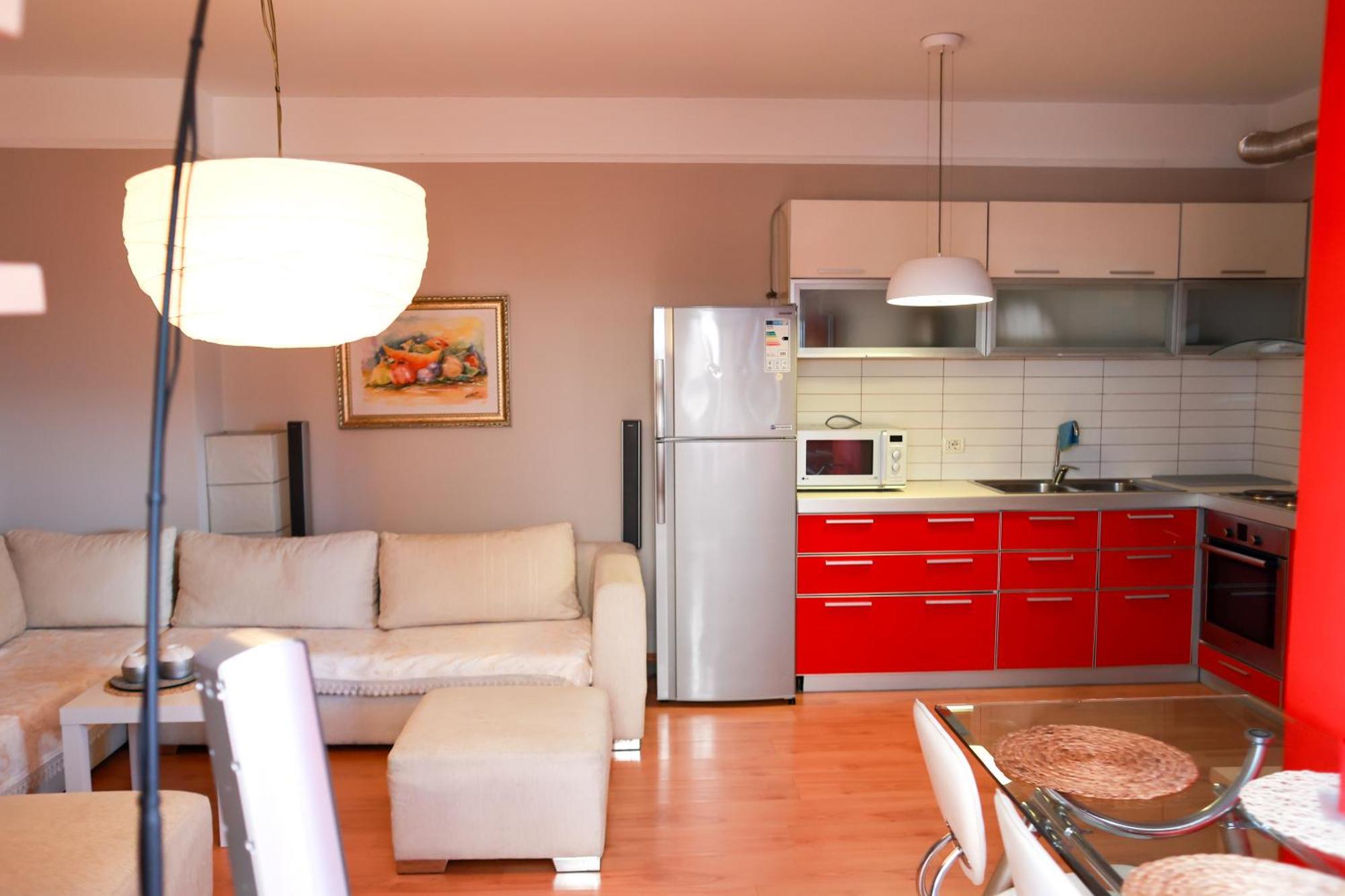 Cherry Apartment Tirana Bagian luar foto