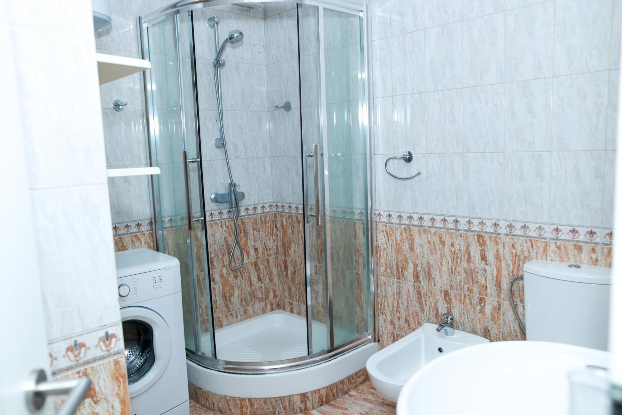 Cherry Apartment Tirana Bagian luar foto